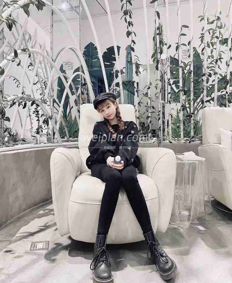 在充满艺术氛围的空间里享受美甲的乐趣—LILY NAILS美甲美睫(合生汇店)4