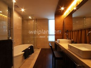 寻找夫妻共享的专业spa护理，一起享受放松的spa之旅