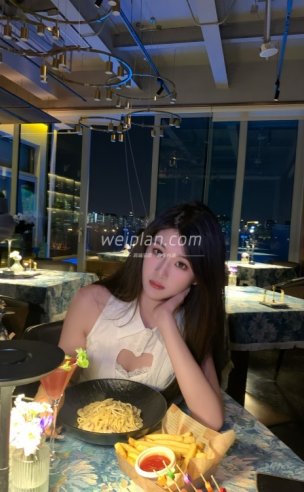 北京夜生活深处的微醺秘境:京巷花园露台酒吧